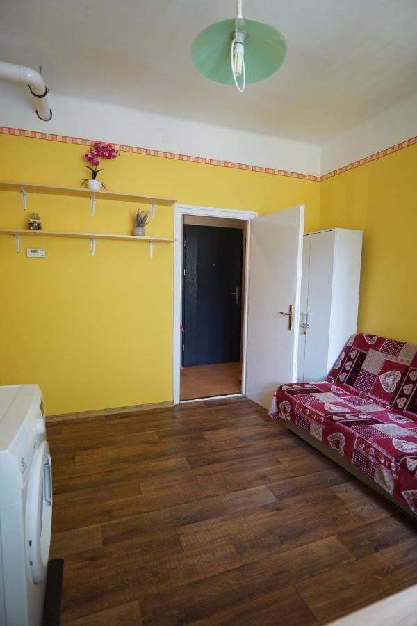 Dia Apartman Pécs Eksteriør billede